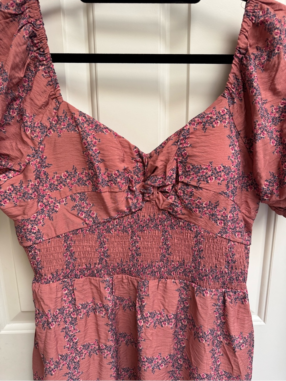 As U Wish Rust Floral Puff-Sleeve Midi Dress - Picture 3 of 9